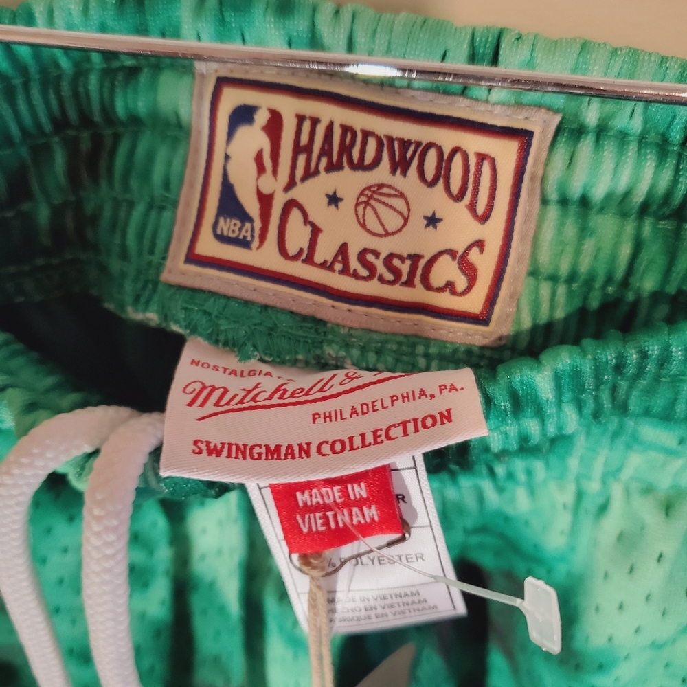 Mitchell & Ness Boston Celtics Shorts NBA Galaxy Swingman Green Multiple Sizes - Picture 14 of 16